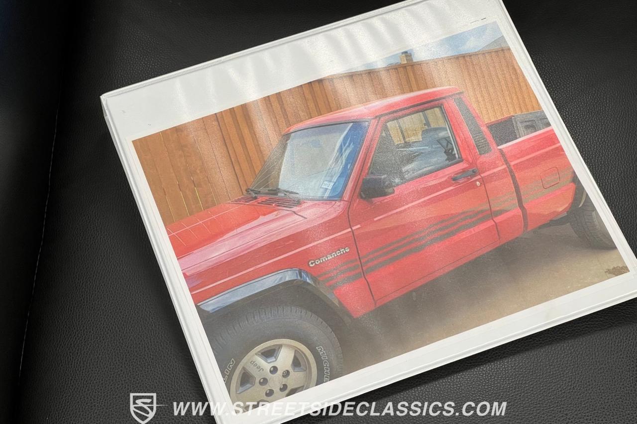 1991 Jeep Comanche Pioneer
