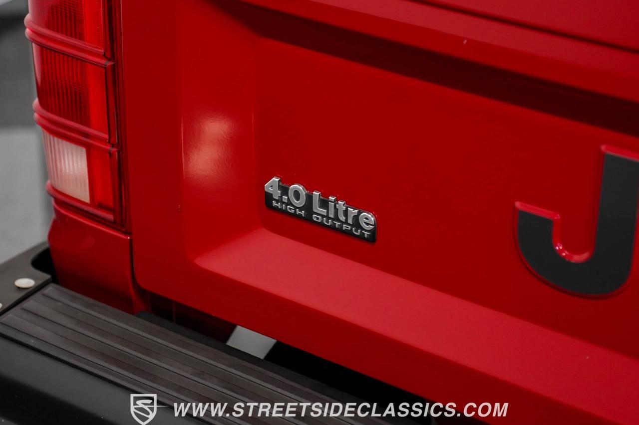 1991 Jeep Comanche Pioneer