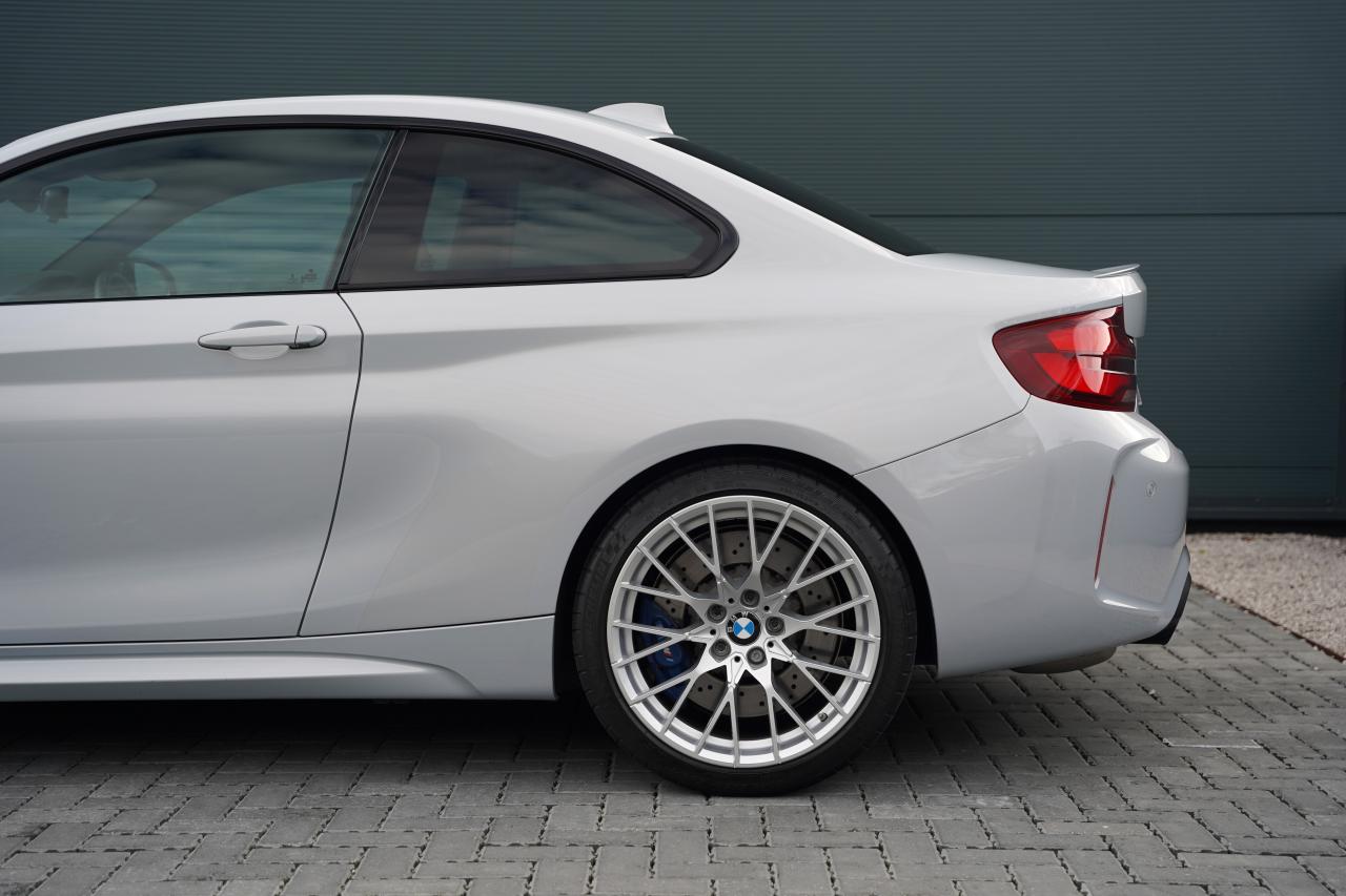 2019 BMW M2