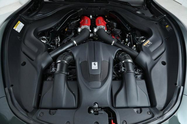 2025 Ferrari ROMA SPIDER