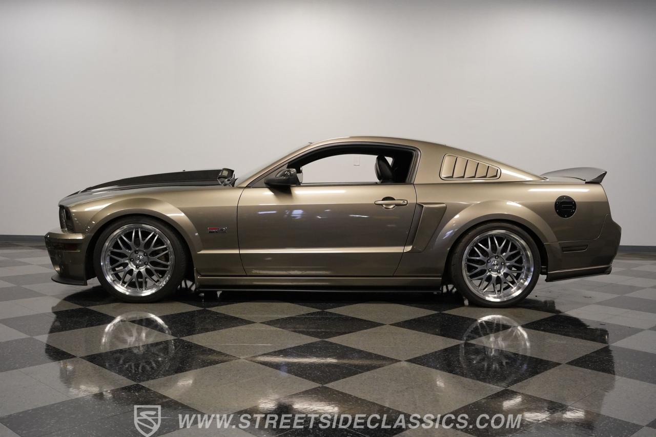 2005 Ford Mustang GT Supercharged