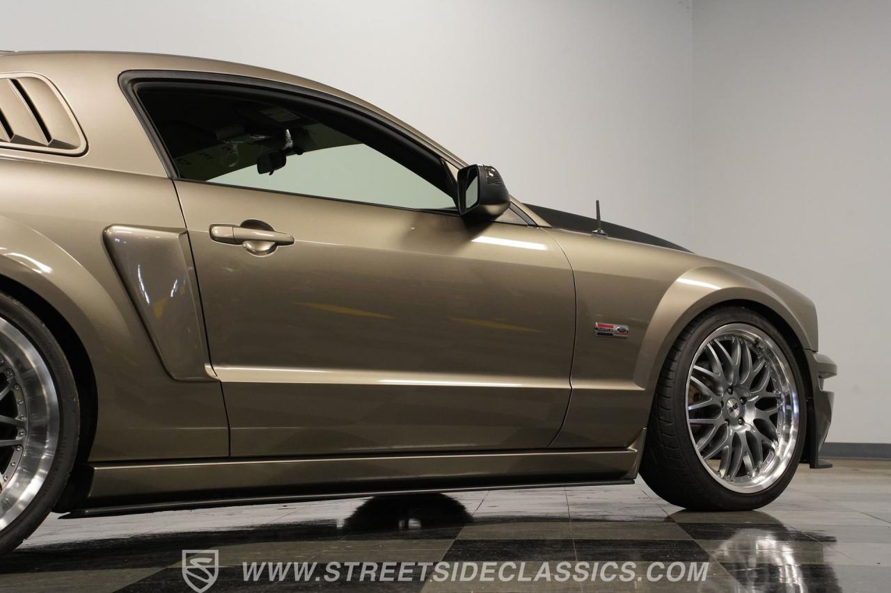 2005 Ford Mustang GT Supercharged