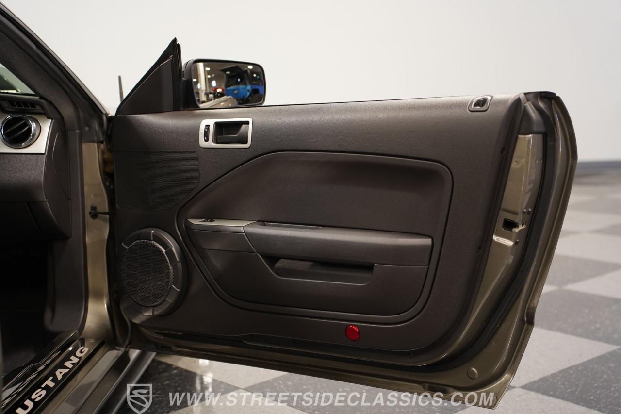 2005 Ford Mustang GT Supercharged