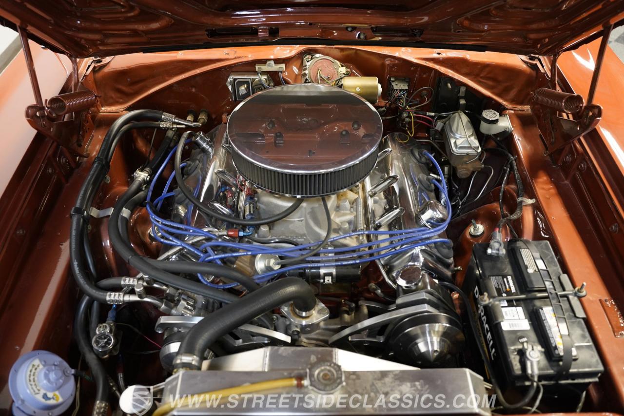 1970 Plymouth Road Runner 472 Hemi