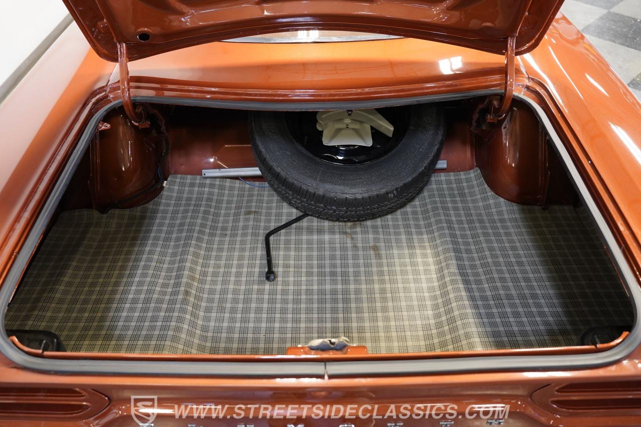 1970 Plymouth Road Runner 472 Hemi