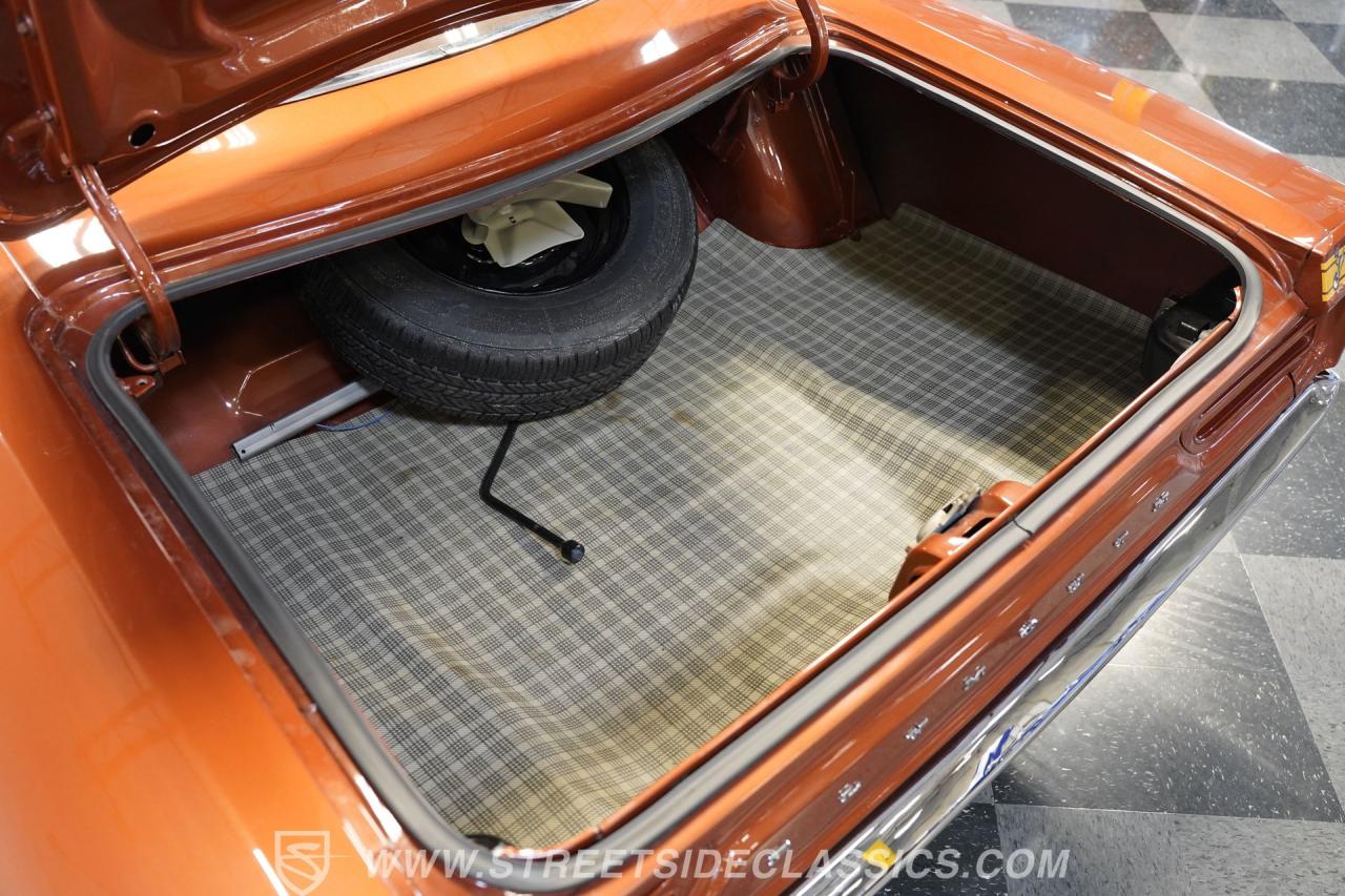 1970 Plymouth Road Runner 472 Hemi