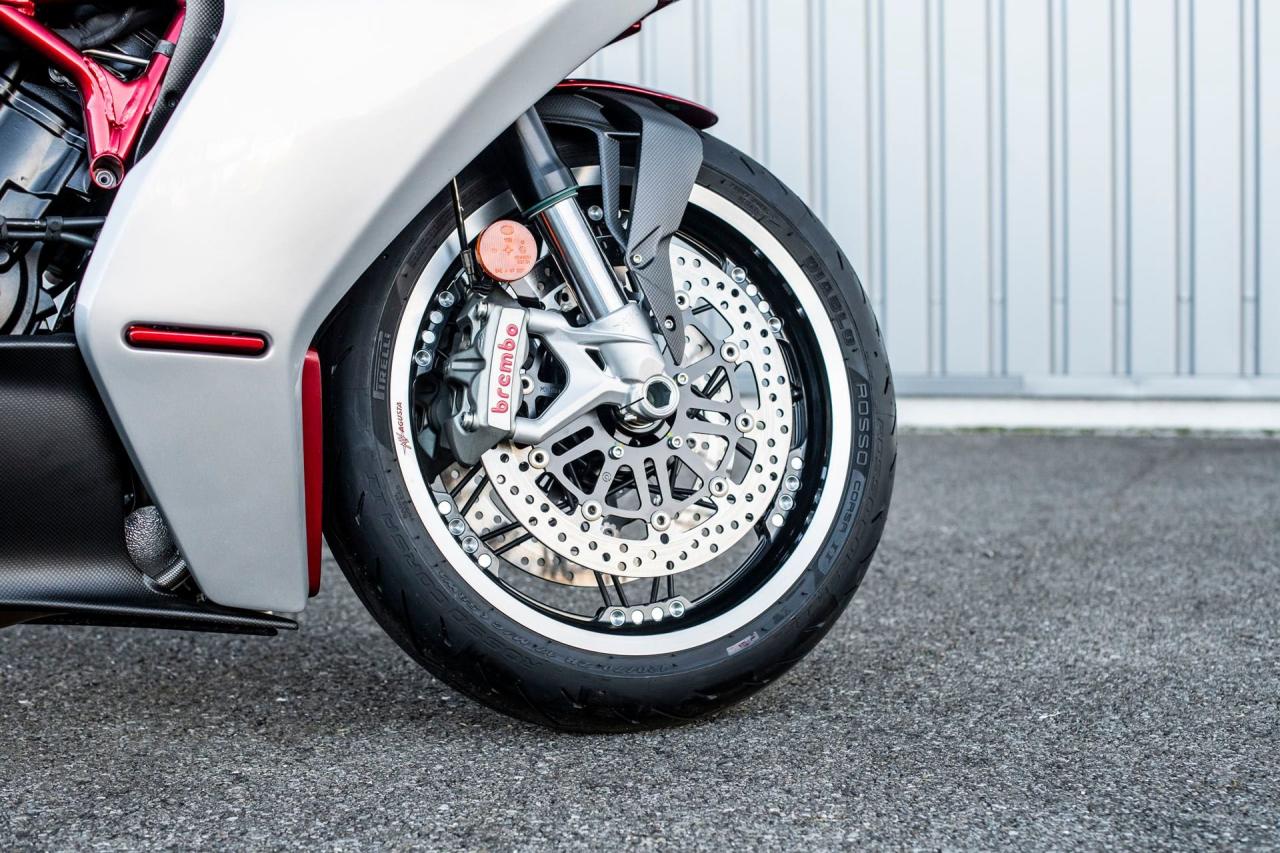 2020 MV Agusta Superveloce 800 Serie Oro