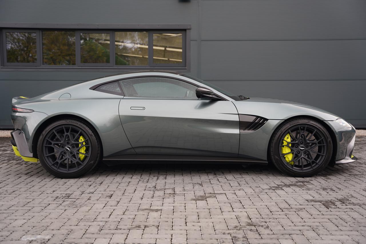 2020 Aston Martin Vantage