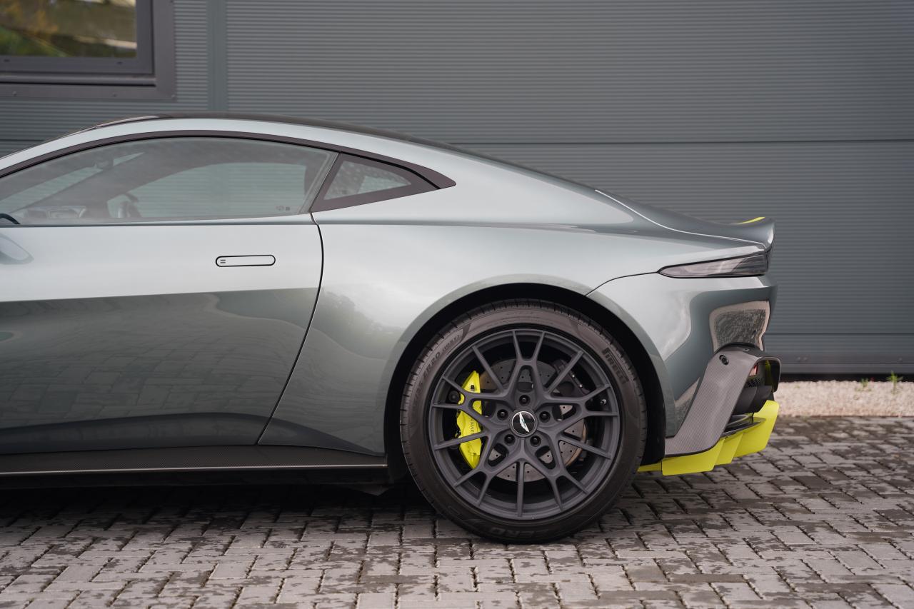 2020 Aston Martin Vantage