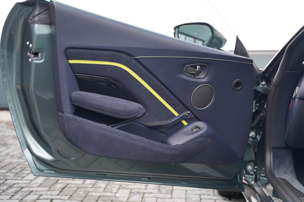 2020 Aston Martin Vantage