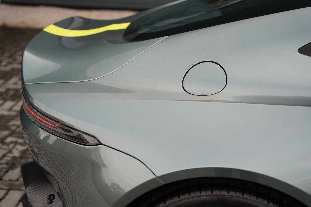 2020 Aston Martin Vantage