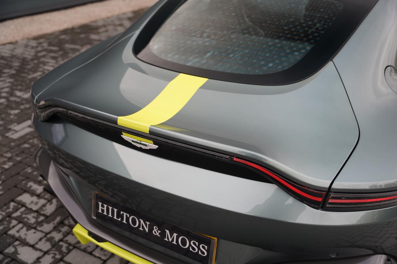 2020 Aston Martin Vantage