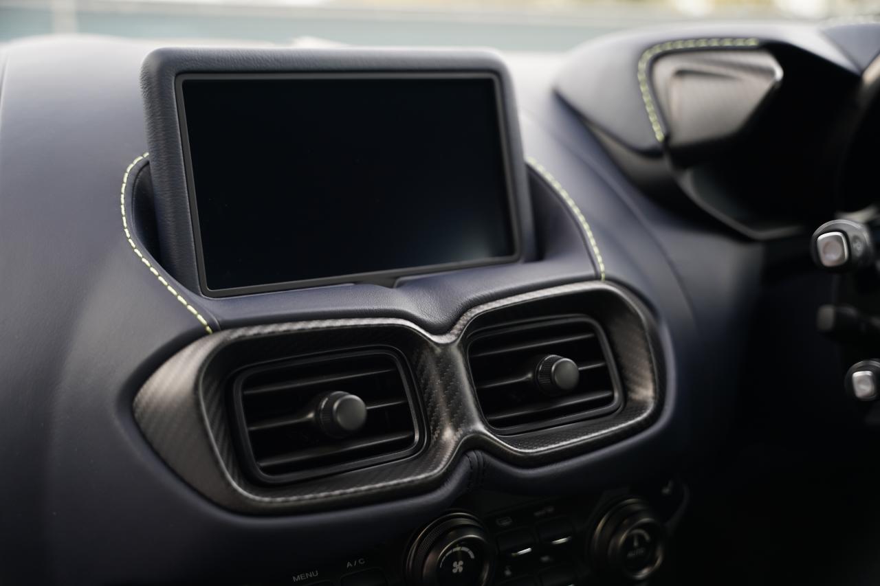 2020 Aston Martin Vantage