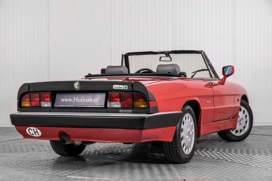 1988 Alfa Romeo Spider