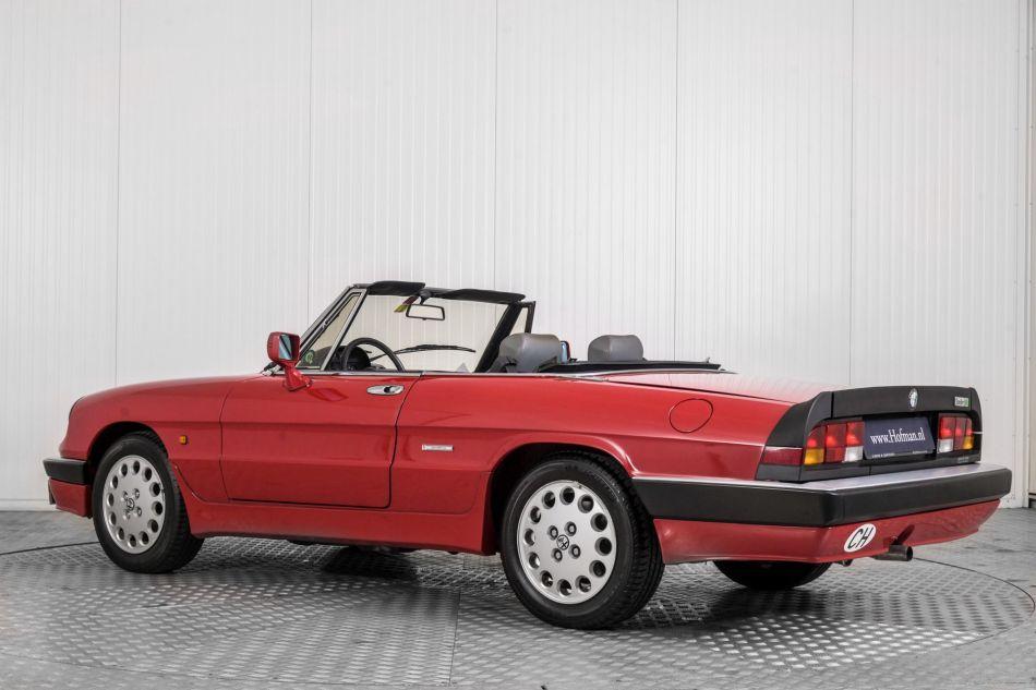 1988 Alfa Romeo Spider