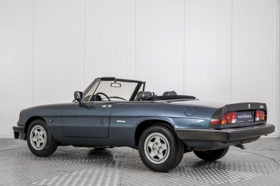 1989 Alfa Romeo Spider
