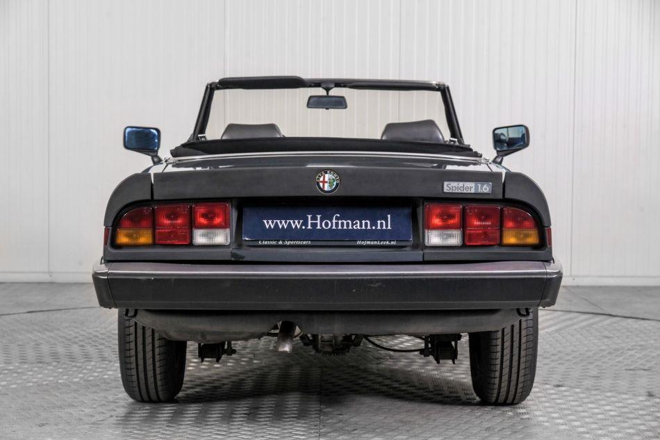 1989 Alfa Romeo Spider
