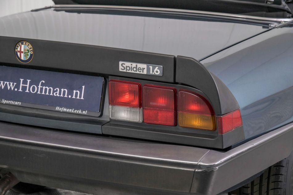 1989 Alfa Romeo Spider