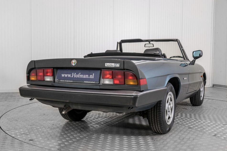 1989 Alfa Romeo Spider