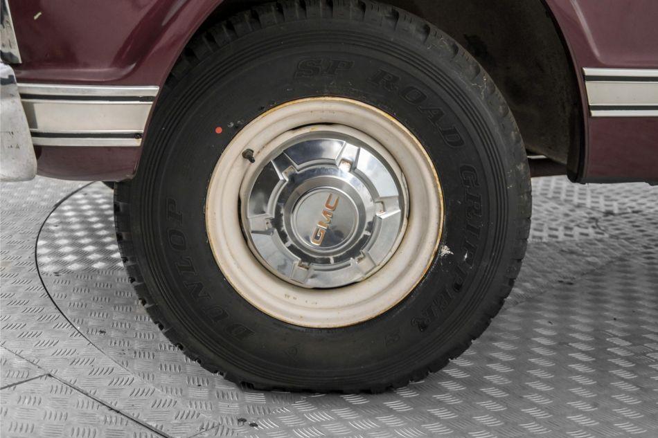 1970 GMC Chevrolet Pickup V8