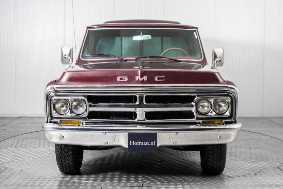 1970 GMC Chevrolet Pickup V8