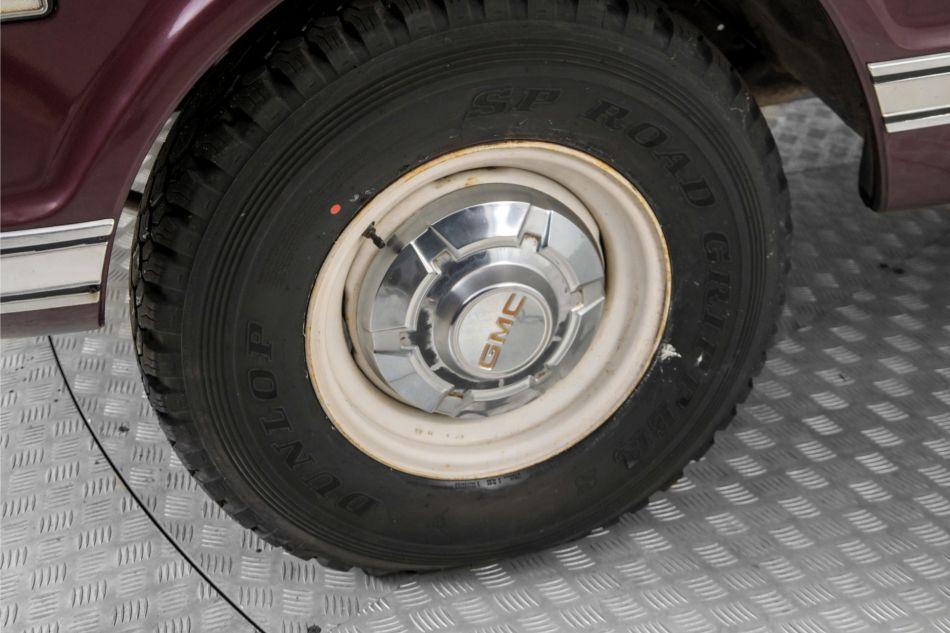 1970 GMC Chevrolet Pickup V8