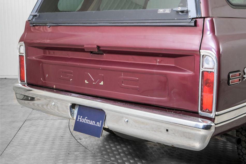 1970 GMC Chevrolet Pickup V8