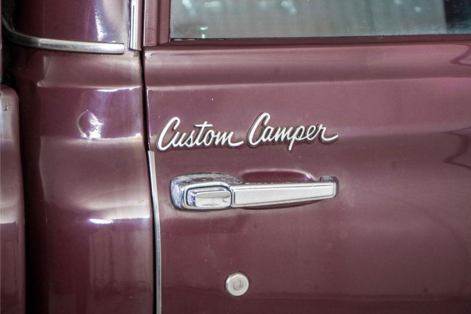 1970 GMC Chevrolet Pickup V8