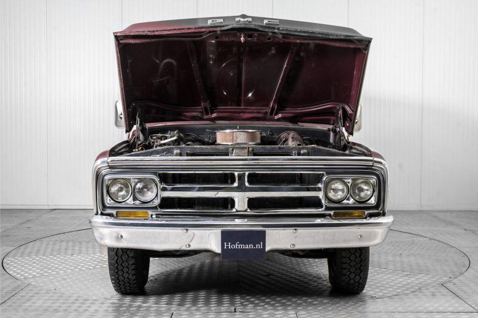 1970 GMC Chevrolet Pickup V8