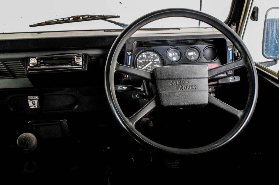 1984 Land Rover Defender