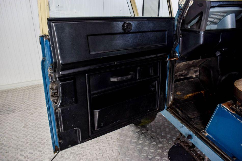 1984 Land Rover Defender