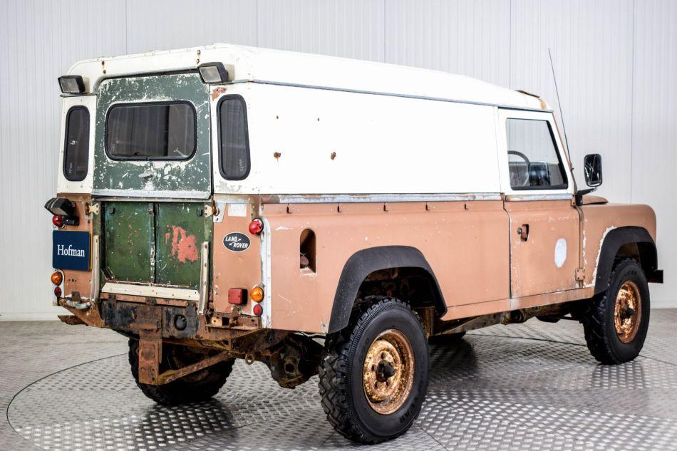 1984 Land Rover Defender