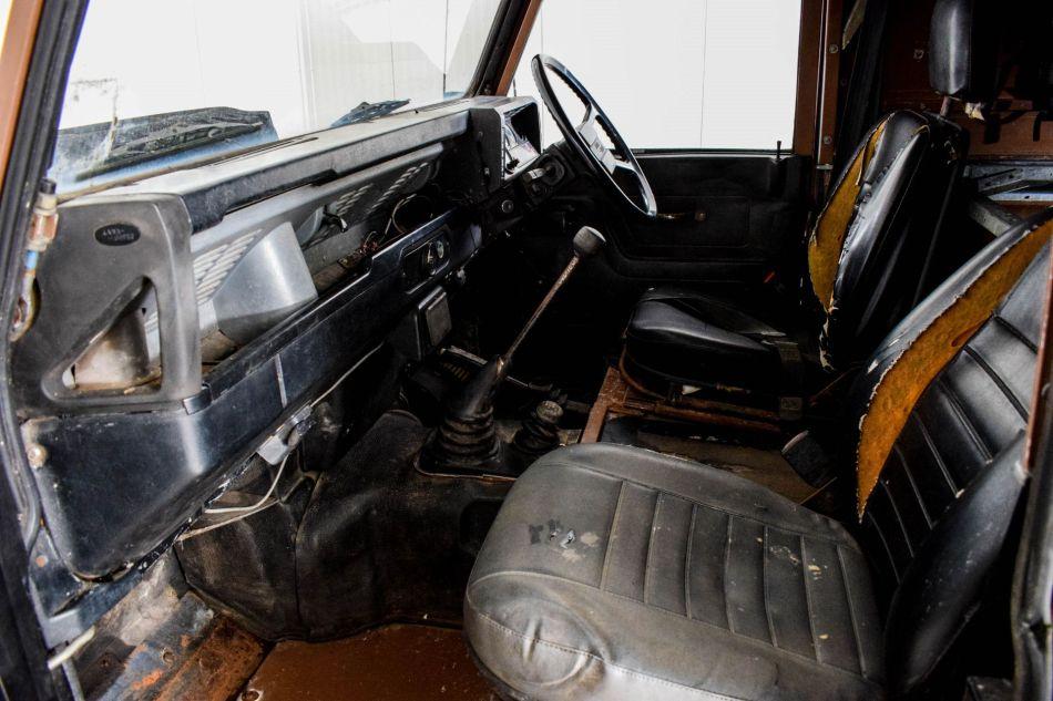 1984 Land Rover Defender