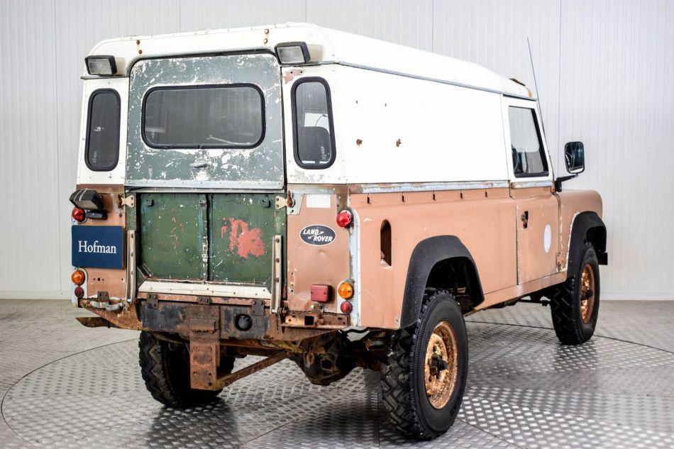1984 Land Rover Defender