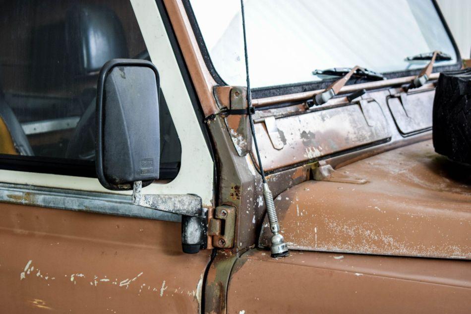 1984 Land Rover Defender