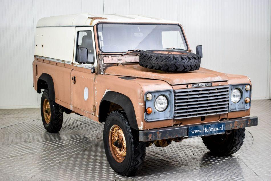 1984 Land Rover Defender