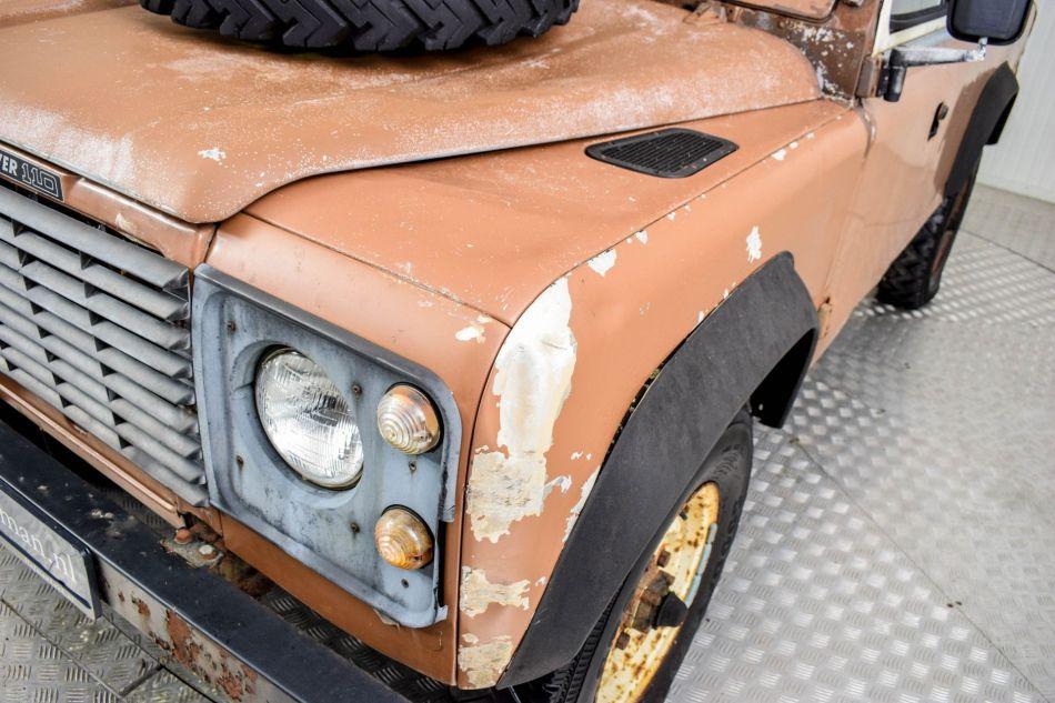 1984 Land Rover Defender