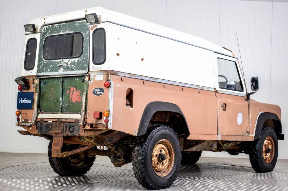 1984 Land Rover Defender