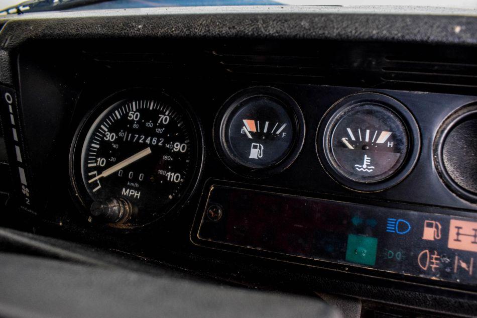 1984 Land Rover Defender