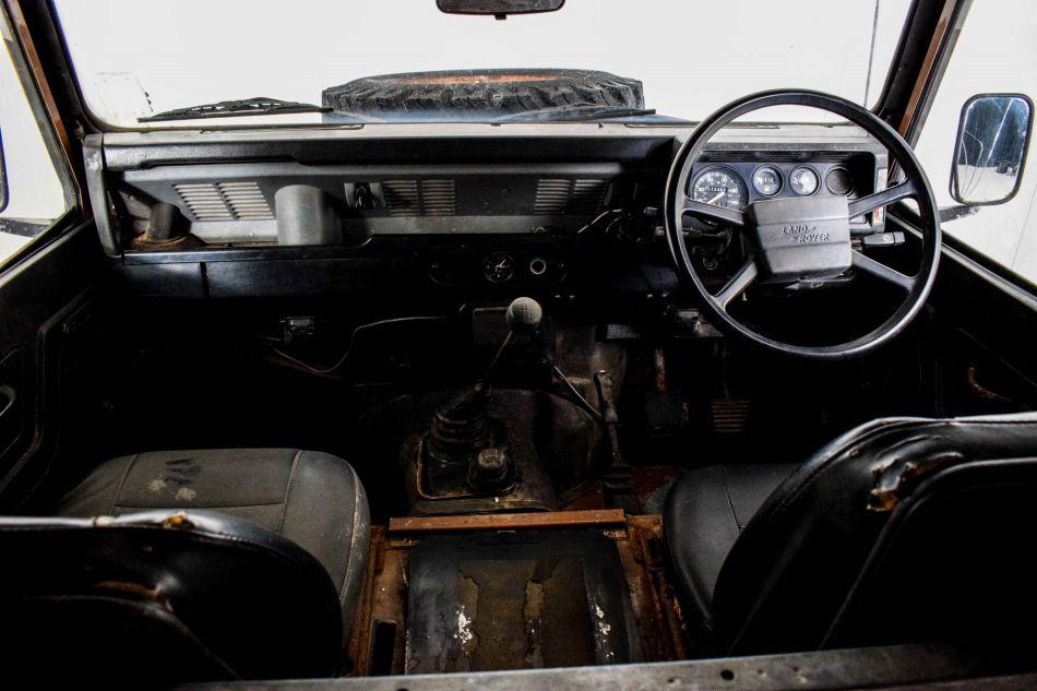 1984 Land Rover Defender