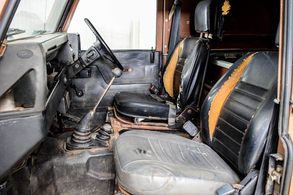 1984 Land Rover Defender