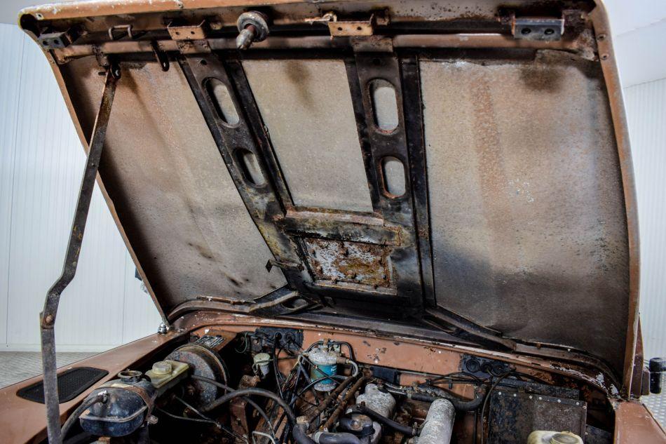 1984 Land Rover Defender