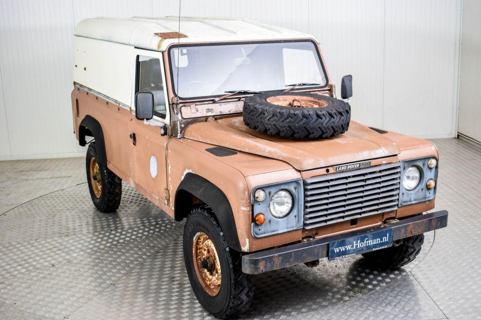 1984 Land Rover Defender