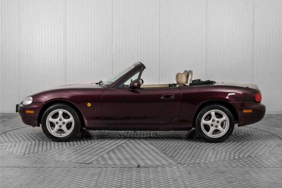 2000 Mazda MX-5