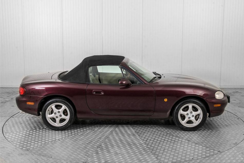 2000 Mazda MX-5