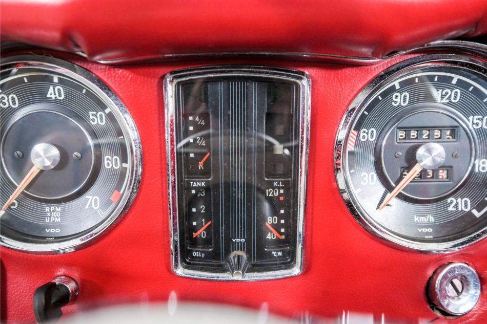 1964 Mercedes - Benz 200-serie