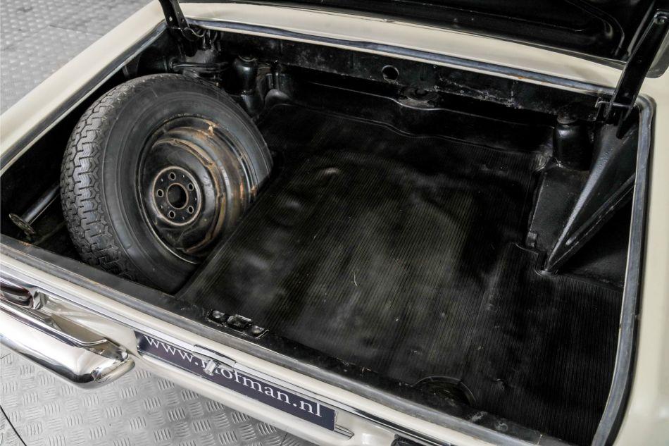 1964 Mercedes - Benz 200-serie