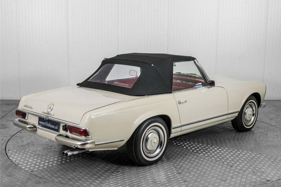 1964 Mercedes - Benz 200-serie