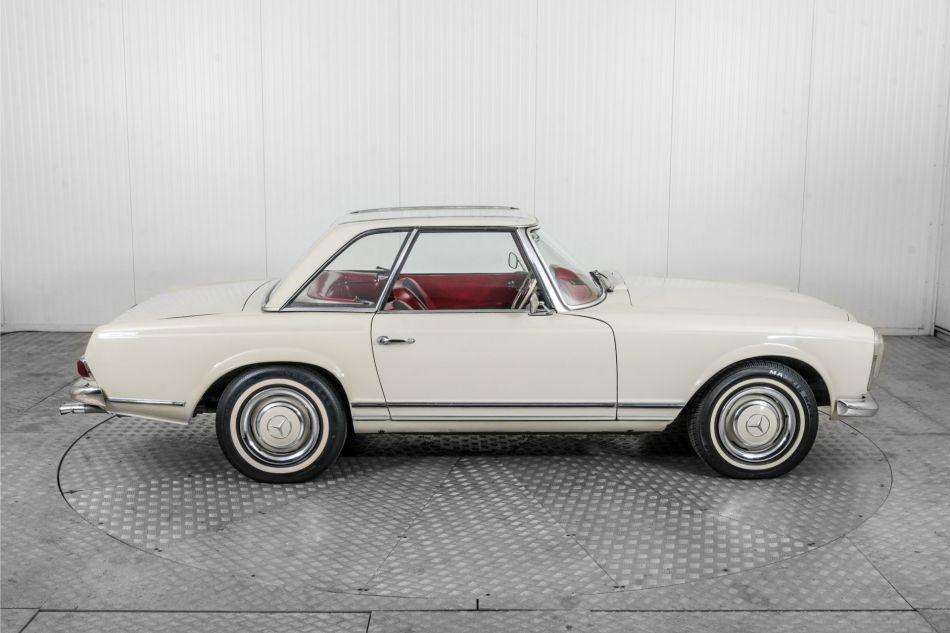 1964 Mercedes - Benz 200-serie