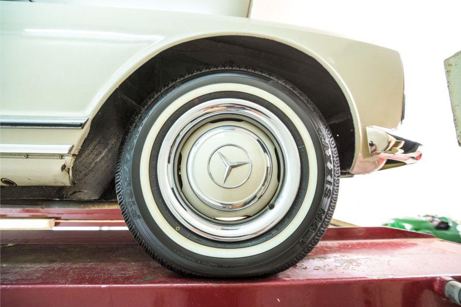 1964 Mercedes - Benz 200-serie